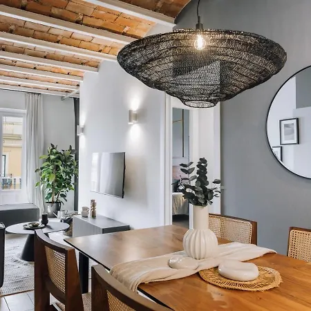 Daire Tauca - 2 Bedrooms And Office In Eixample Dreta Barselona