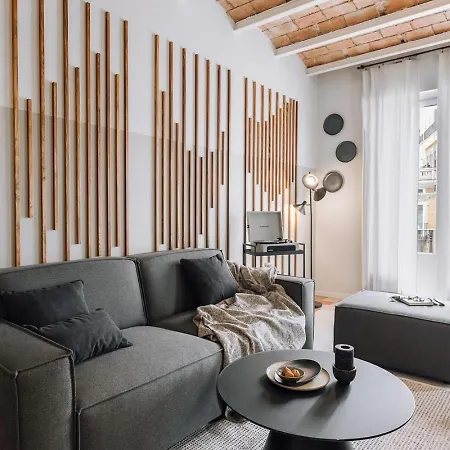 Tauca - 2 Bedrooms And Office In Eixample Dreta Barselona